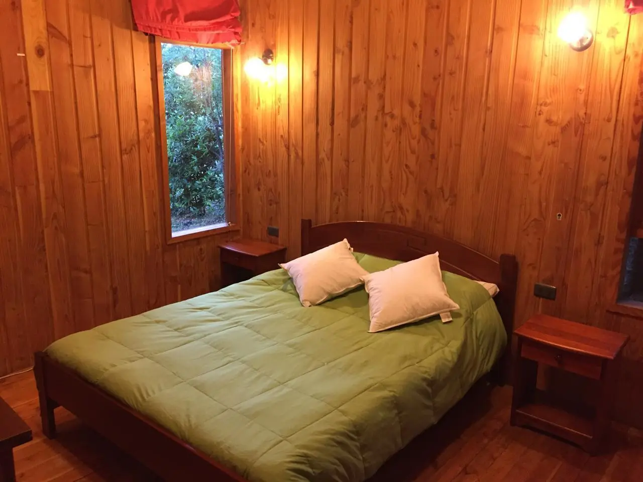 Dormitorio matrimonial de la Cabaña Playa 2